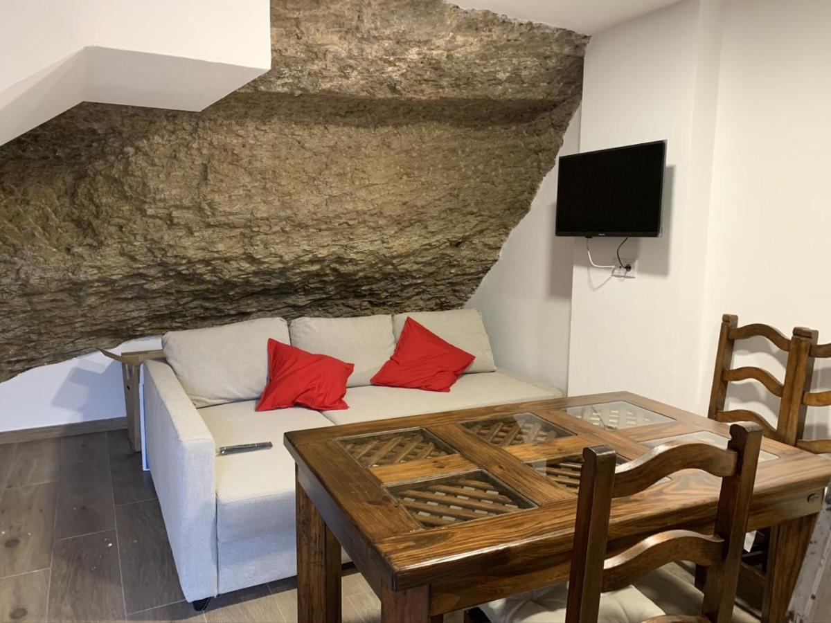Apartamentos3Cuevas Setenil De Las Bodegas Luaran gambar