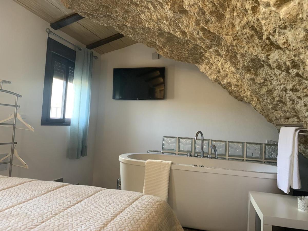 Apartamentos3Cuevas Setenil De Las Bodegas Luaran gambar